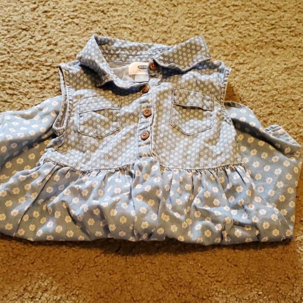Girl's summer dress